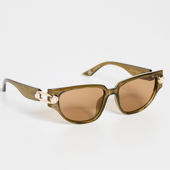 Le Specs x Missoma Pearl Sunglasses - Picture 5 of 11